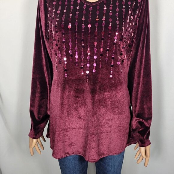 Quacker Factory Women's Paillettes V-Neck Velvet Sequins Top in Purple Size M - Picture 4 of 11